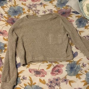 Relaxed fit sweater with pocket
